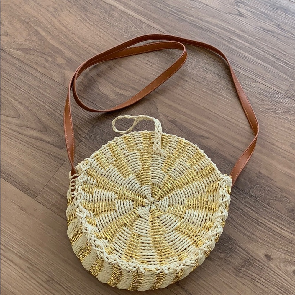 Straw cross-body purse